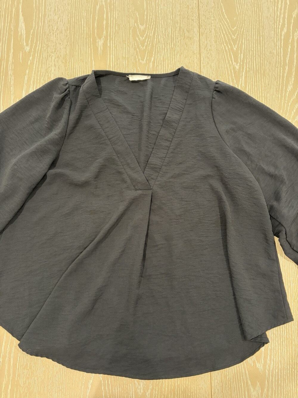 Altar’d State Black V-Neck Blouse Women’s Size Large